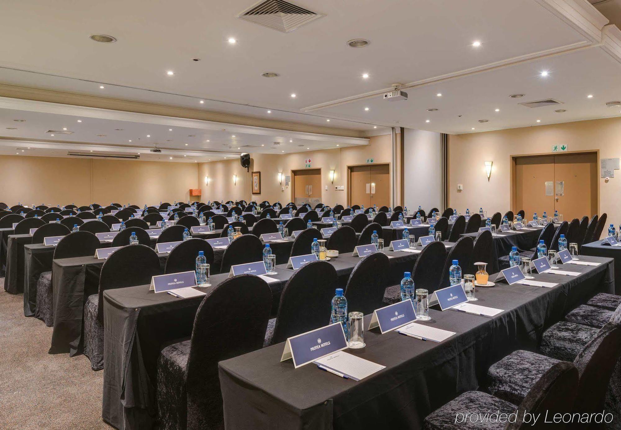 Protea Hotel By Marriott Karridene Beach Amanzimtoti Ngoại thất bức ảnh