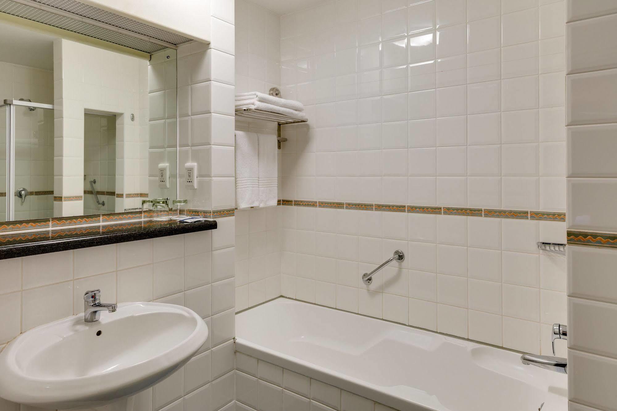 Protea Hotel By Marriott Karridene Beach Amanzimtoti Ngoại thất bức ảnh