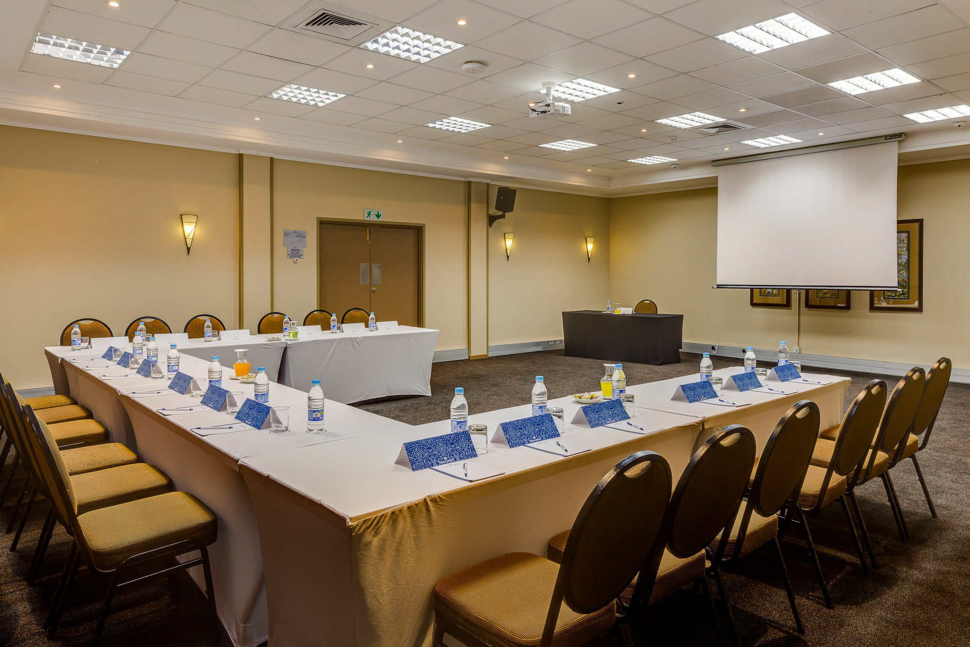Protea Hotel By Marriott Karridene Beach Amanzimtoti Ngoại thất bức ảnh