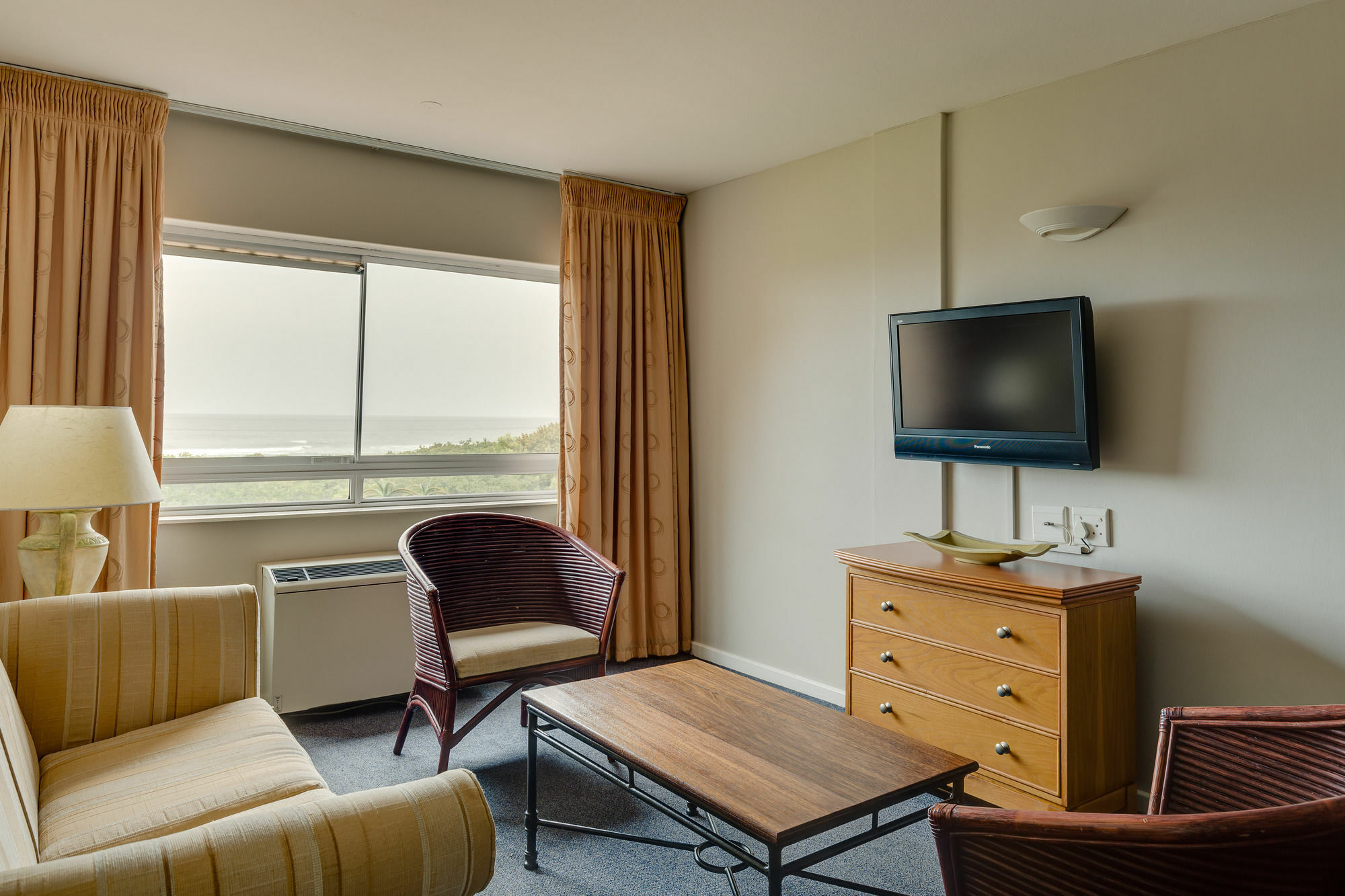 Protea Hotel By Marriott Karridene Beach Amanzimtoti Ngoại thất bức ảnh
